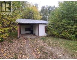10830 91 Street Lower West Peace