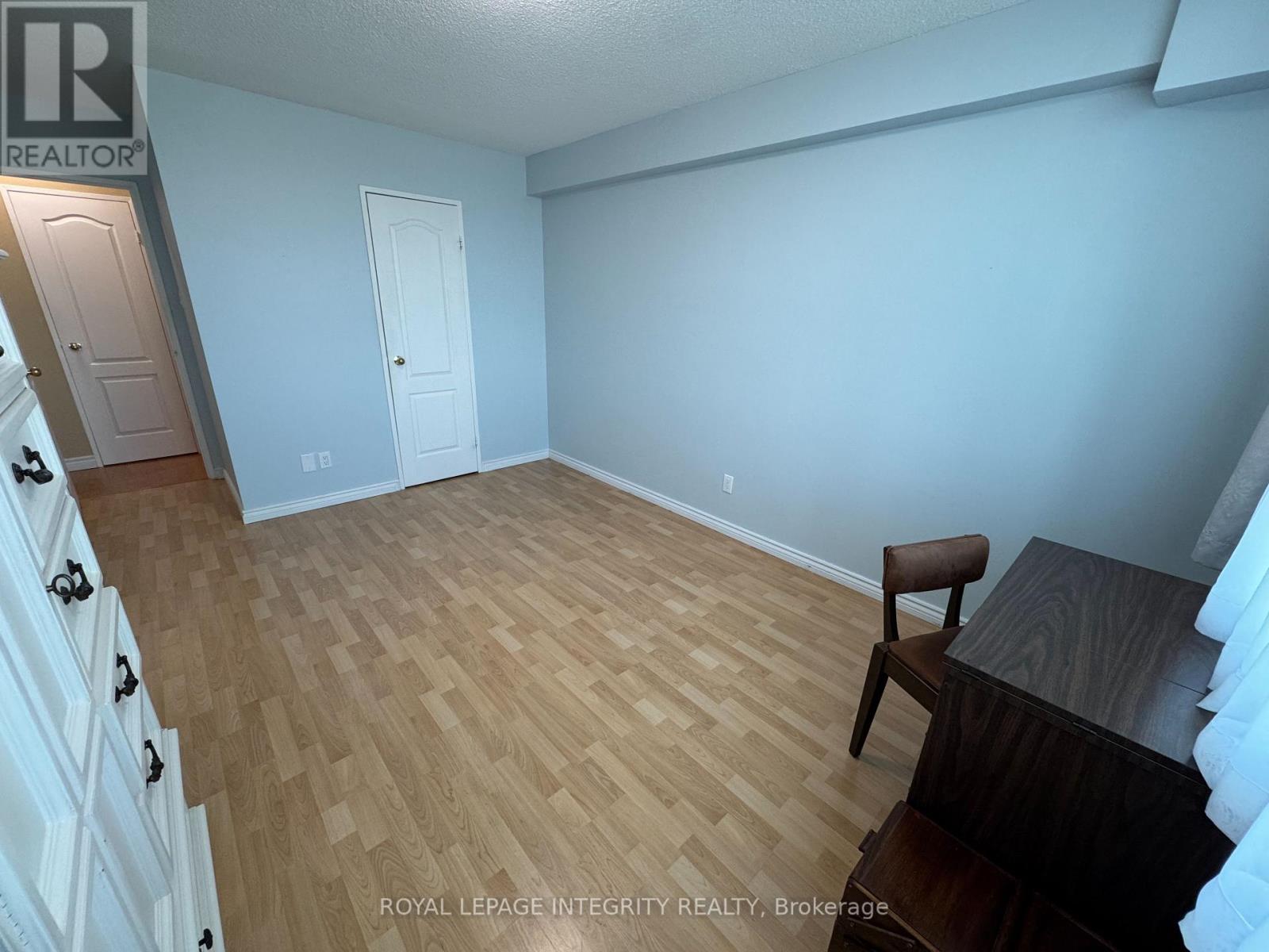 1008 - 555 Brittany Drive, Ottawa, Ontario  K1K 4C5 - Photo 24 - X12427059