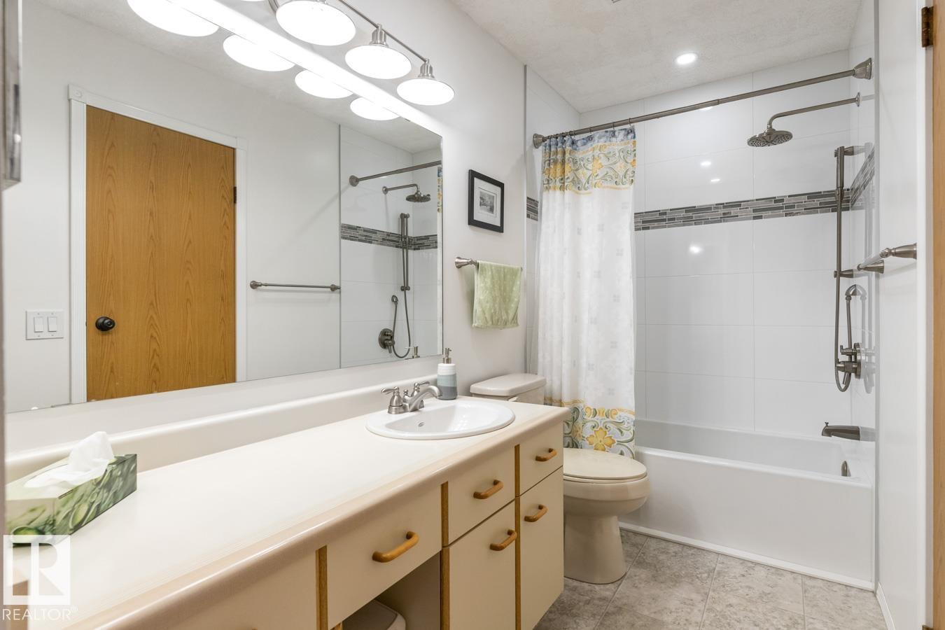 4631 10 Av Nw Nw, Edmonton, Alberta  T6L 4S2 - Photo 12 - E4459464