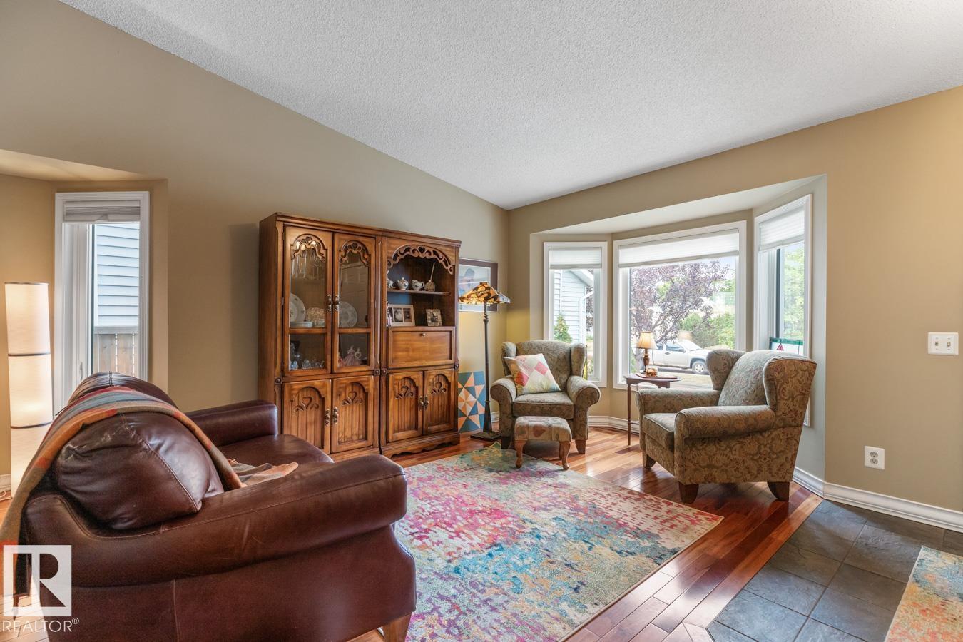 4631 10 Av Nw Nw, Edmonton, Alberta  T6L 4S2 - Photo 7 - E4459464