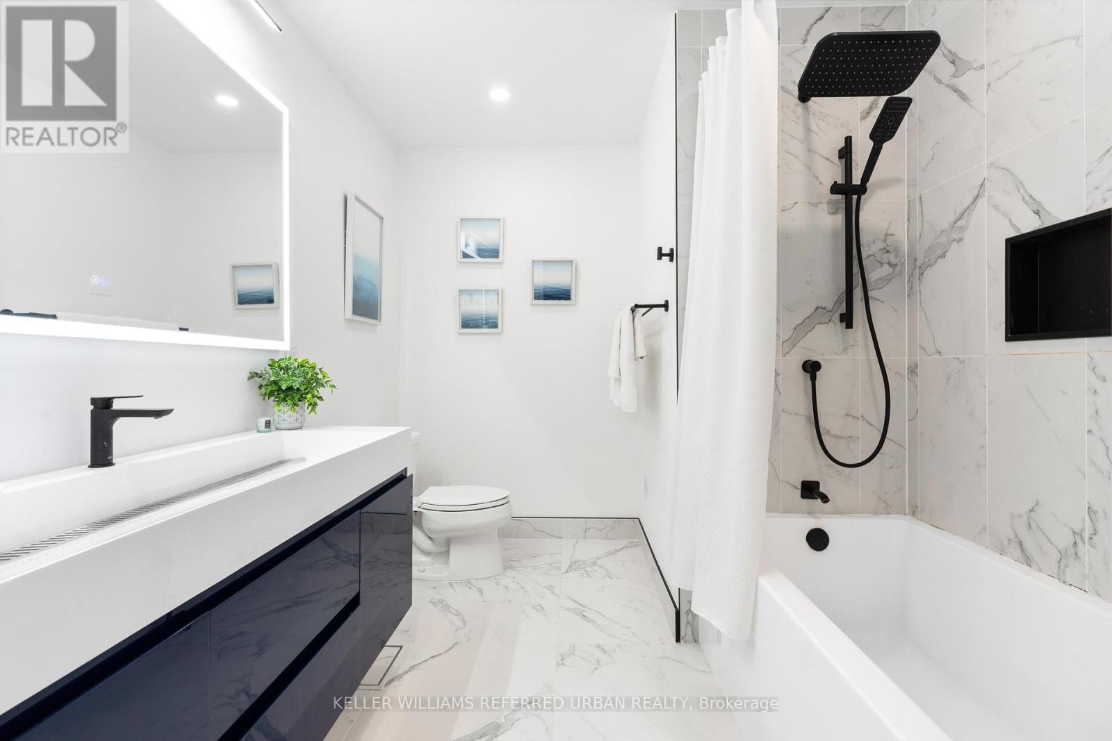 96 Glenvale Boulevard, Toronto, Ontario  M4G 2V9 - Photo 24 - C12422910
