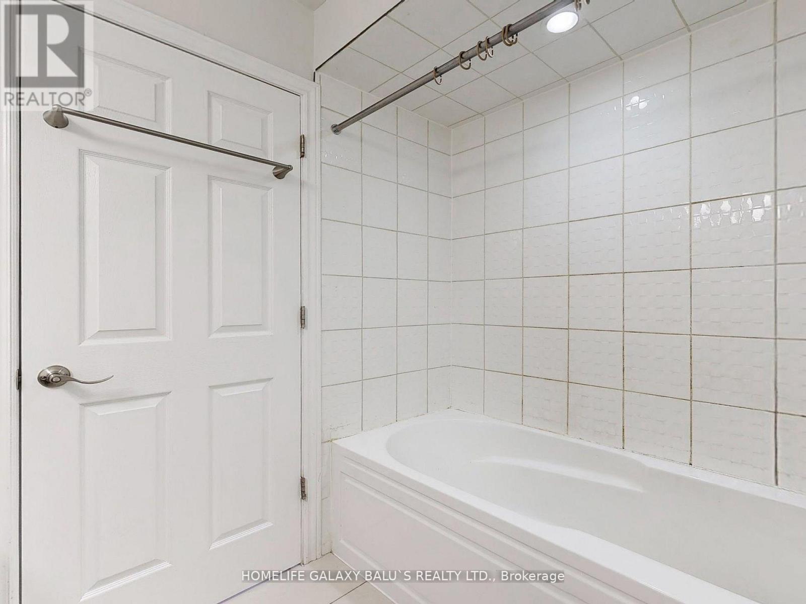 1561 Greenmount Street, Pickering, Ontario  L1X 2J1 - Photo 25 - E12427807