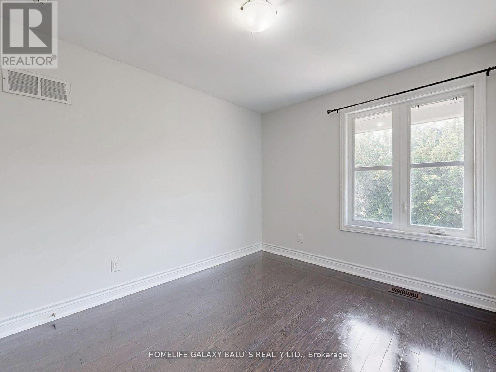 1561 Greenmount Street, Pickering, Ontario  L1X 2J1 - Photo 28 - E12427807