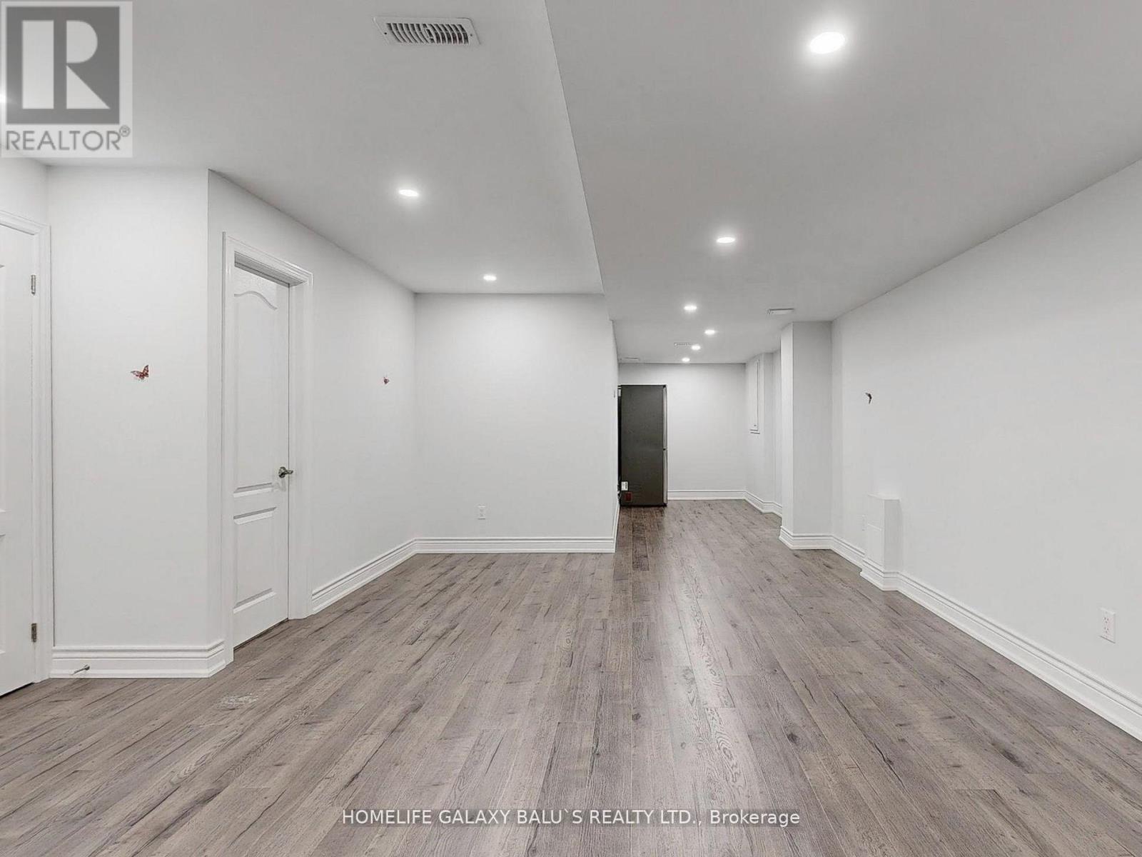 1561 Greenmount Street, Pickering, Ontario  L1X 2J1 - Photo 34 - E12427807