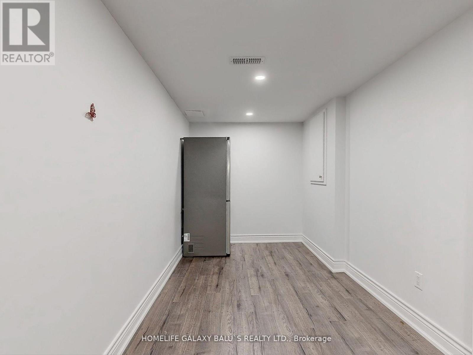 1561 Greenmount Street, Pickering, Ontario  L1X 2J1 - Photo 39 - E12427807