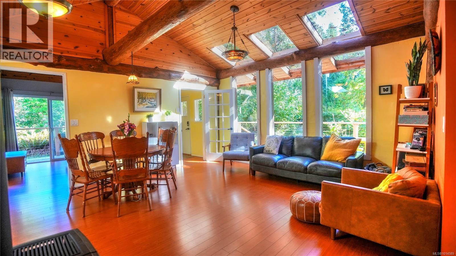 5065 Sandpiper Rd, Hornby Island, British Columbia  V0R 1Z0 - Photo 4 - 1014589