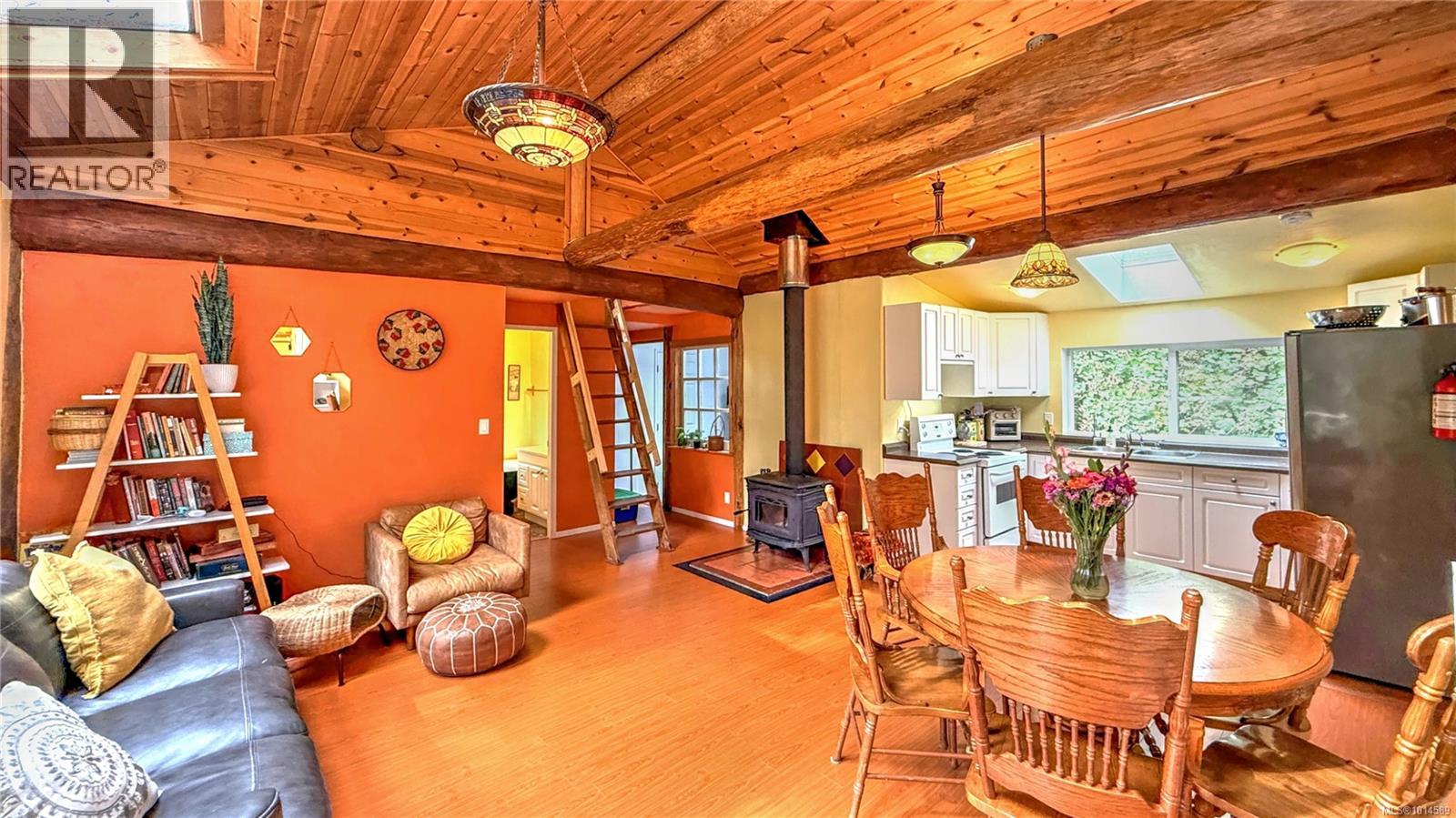 5065 Sandpiper Rd, Hornby Island, British Columbia  V0R 1Z0 - Photo 7 - 1014589