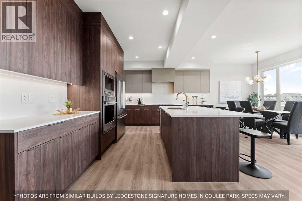91 Coulee Crescent Sw, Calgary, Alberta  T3H 6B9 - Photo 3 - A2258648