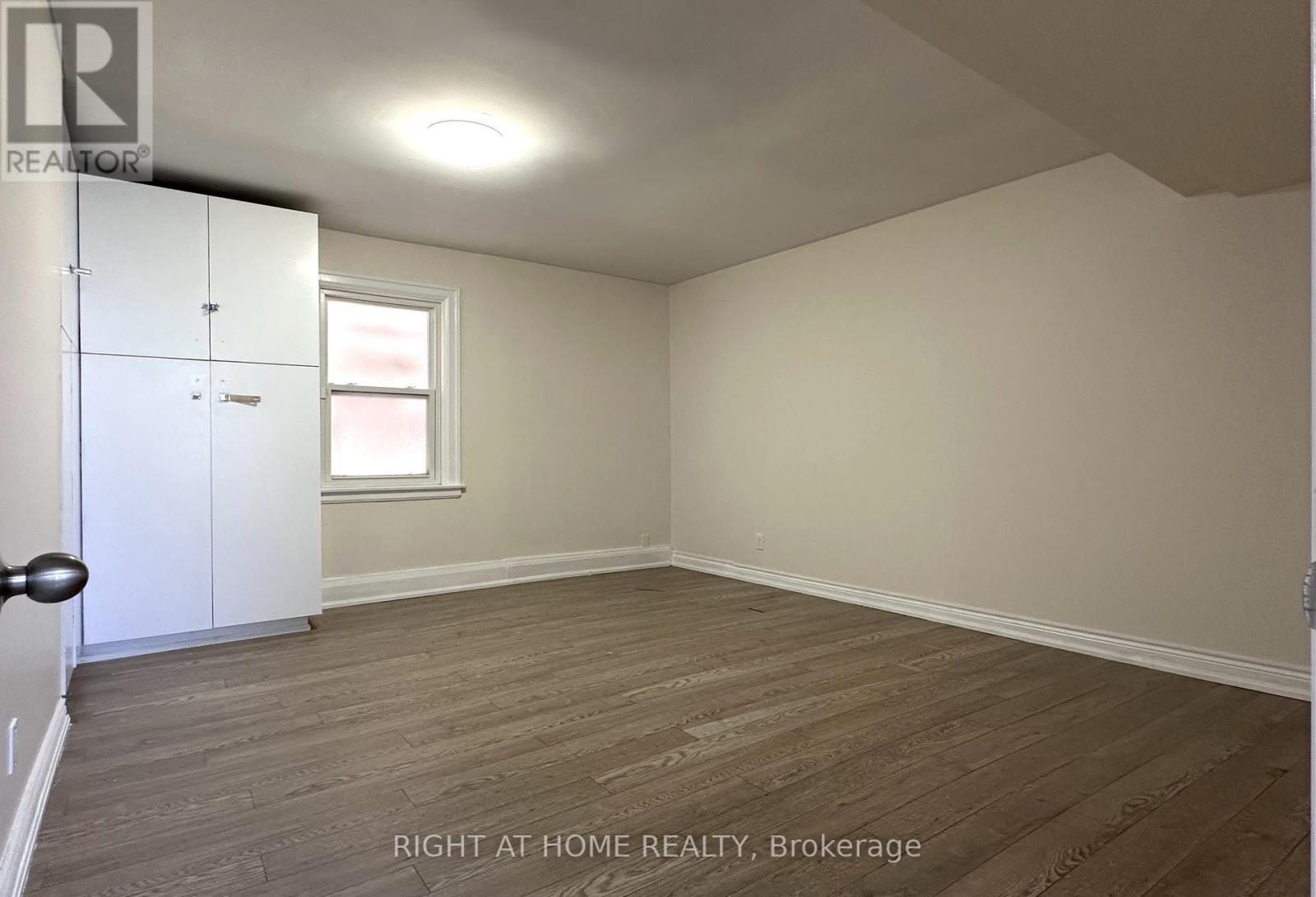 202 - 1911 Weston Road, Toronto, Ontario  M9N 1W7 - Photo 13 - W12427811