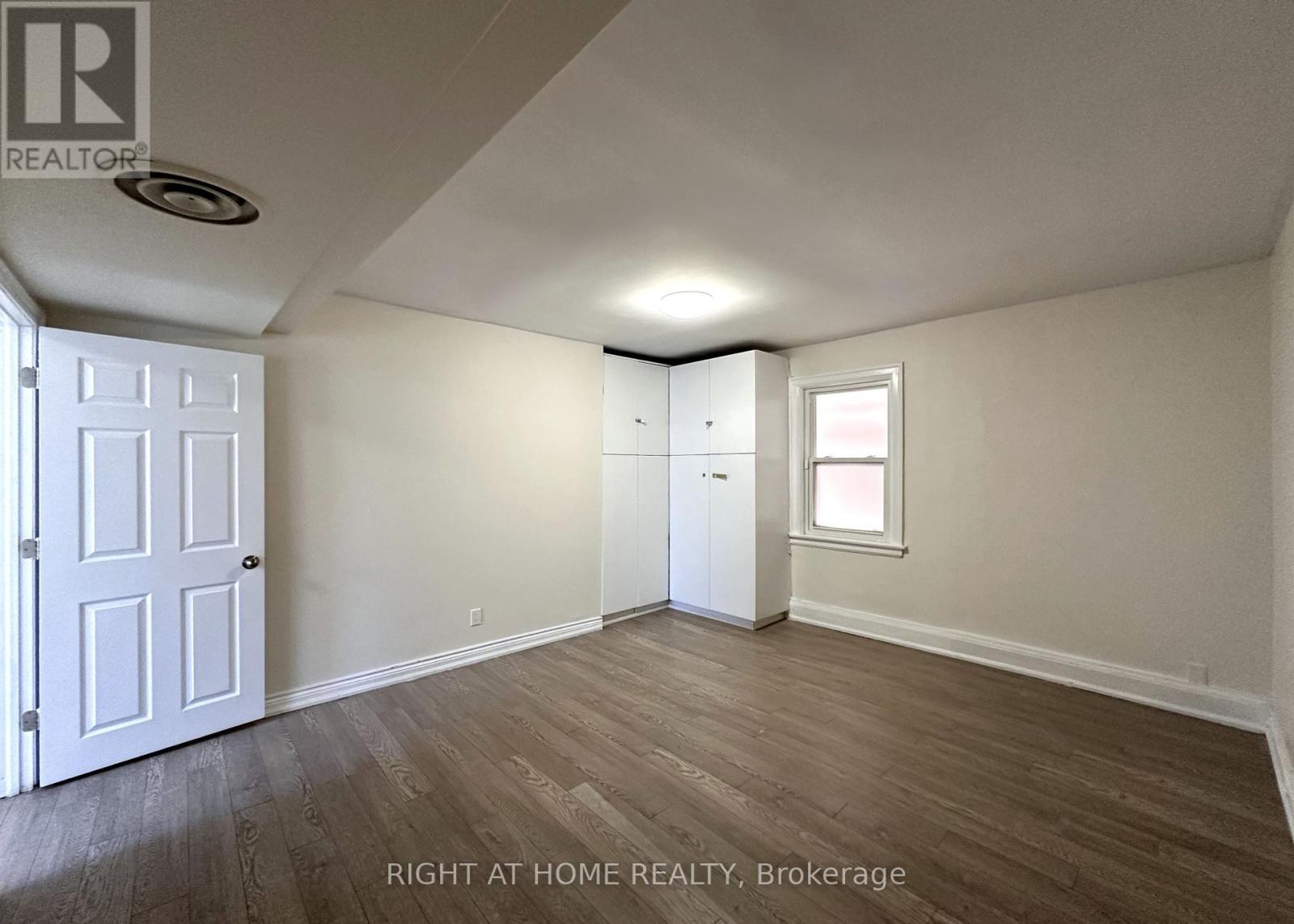 202 - 1911 Weston Road, Toronto, Ontario  M9N 1W7 - Photo 14 - W12427811