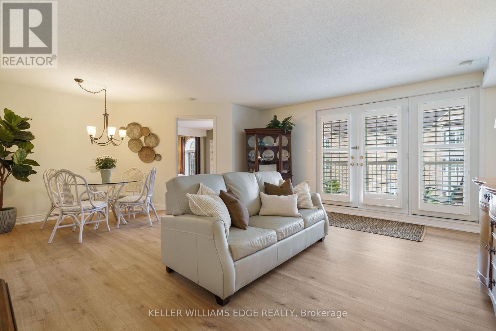 A304 - 216 Plains Road W, Burlington, Ontario  L7T 4K8 - Photo 14 - W12427813