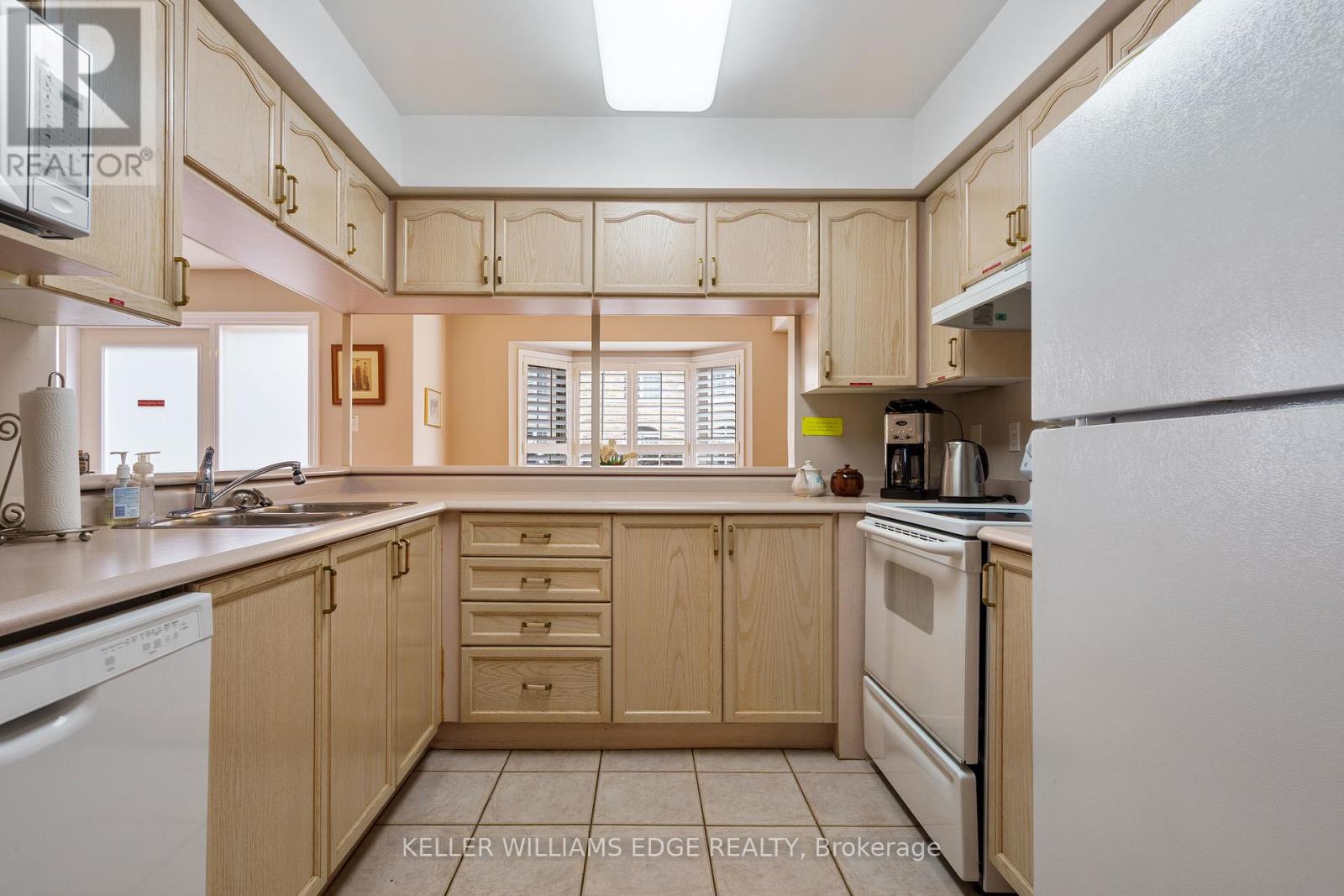 A304 - 216 Plains Road W, Burlington, Ontario  L7T 4K8 - Photo 41 - W12427813