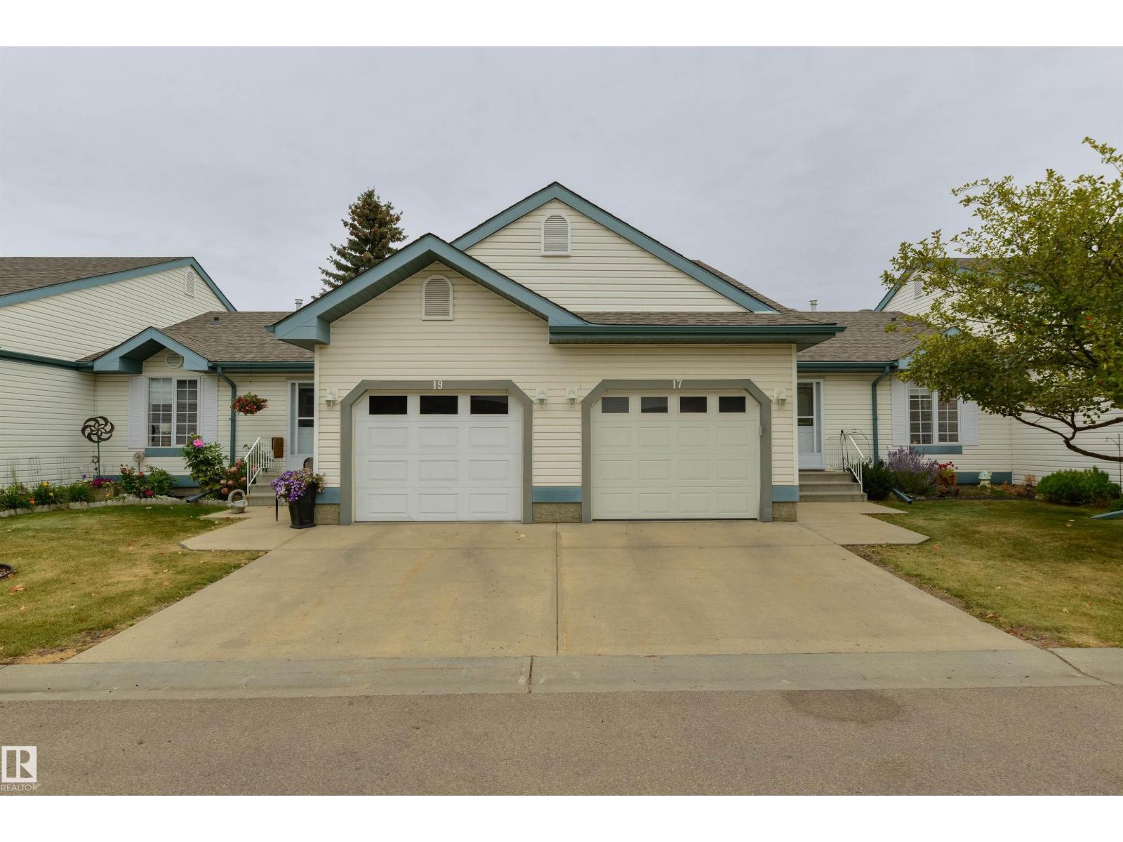 #17 308 Jackson Rd Nw, Edmonton, Alberta  T6L 6W1 - Photo 2 - E4459579