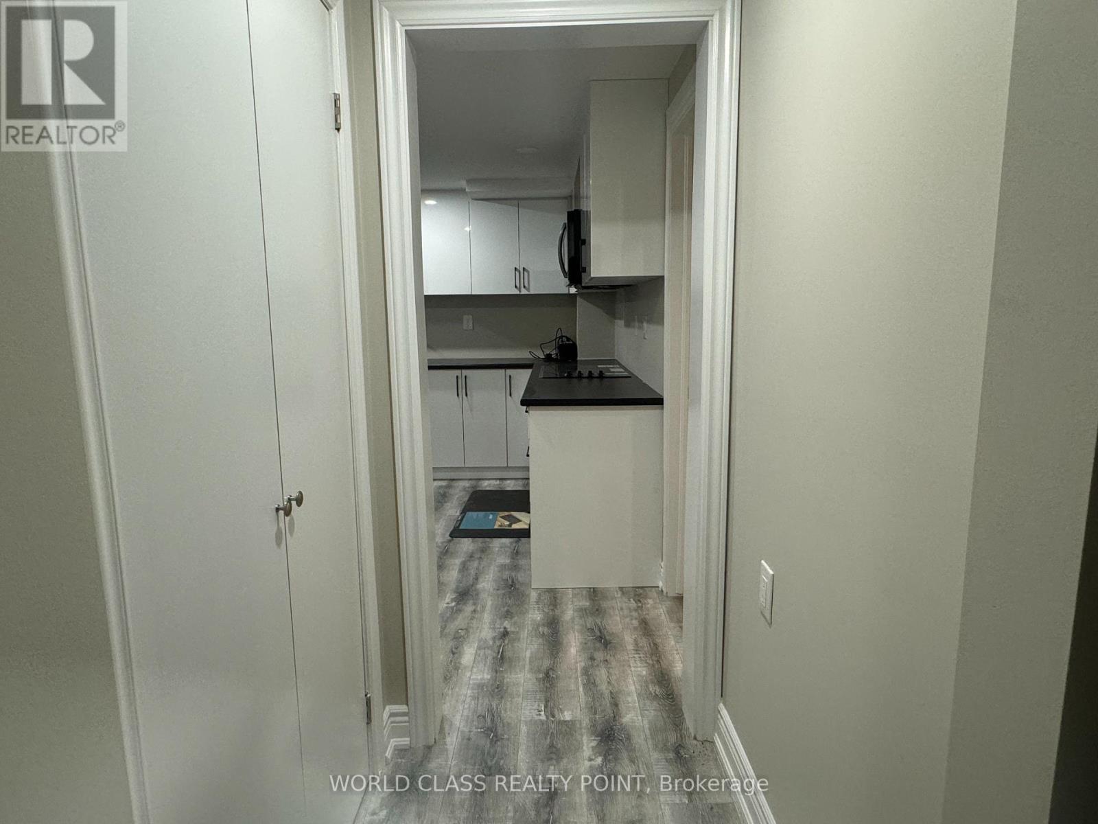 Bsmt - 2232 Sandringham Drive, Burlington, Ontario  L7P 1T9 - Photo 6 - W12427806