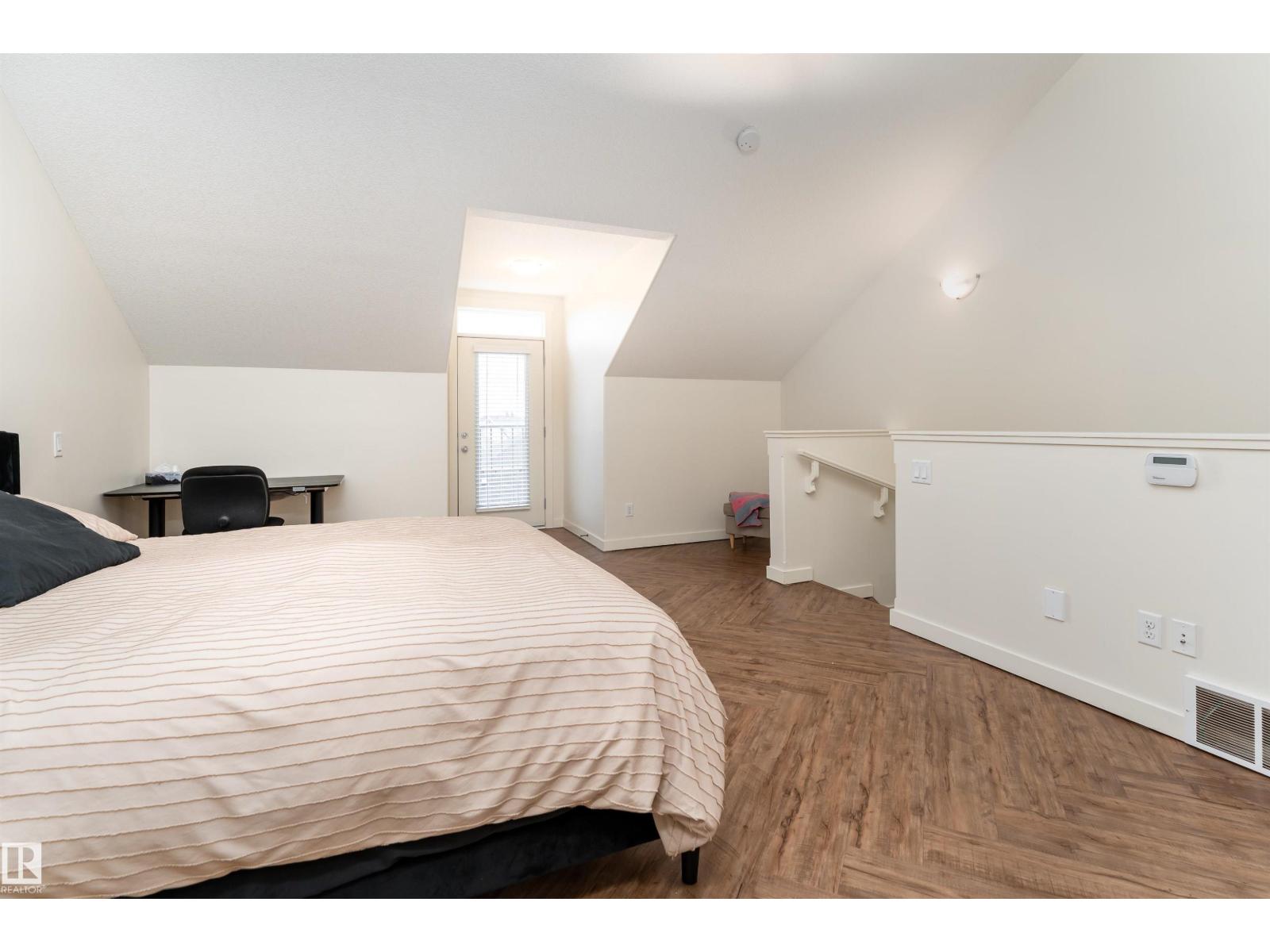 1060 Gault Bv Nw, Edmonton, Alberta  T5E 6N7 - Photo 5 - E4443948