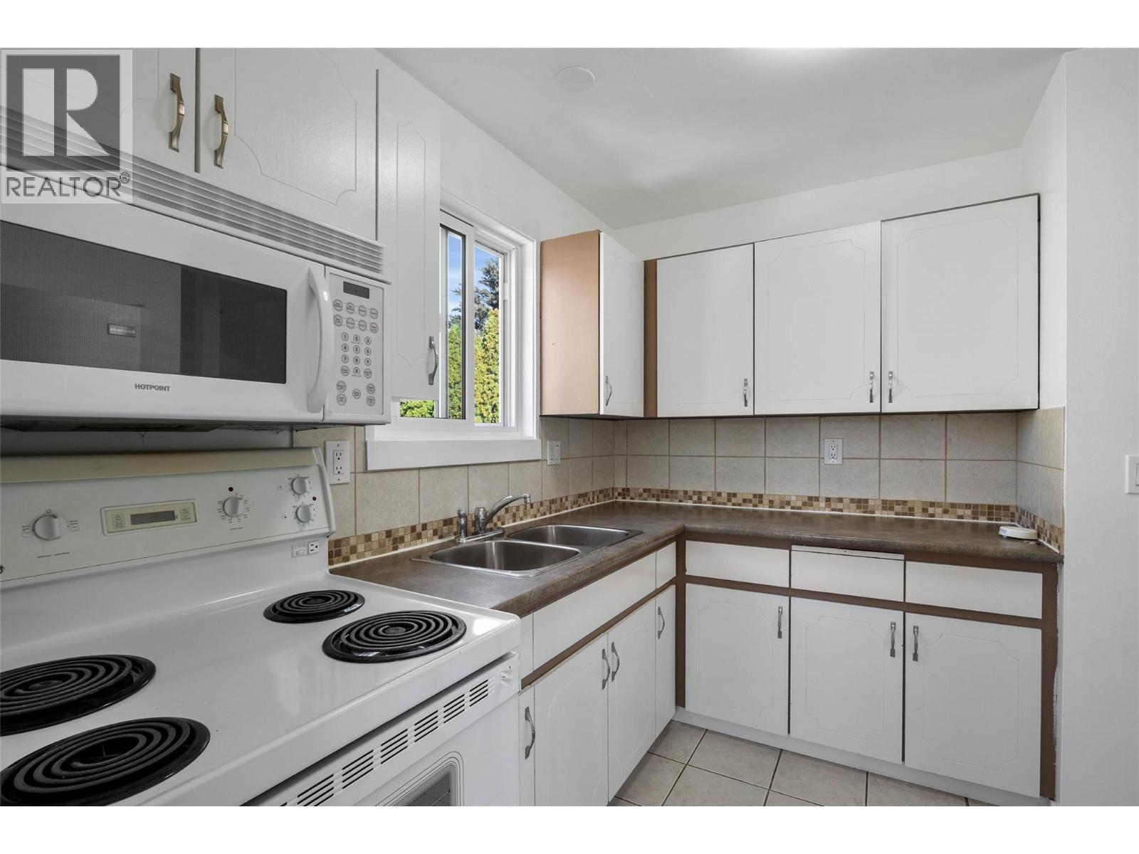 149 Fort Avenue, Kamloops, British Columbia  V2B 1H2 - Photo 9 - 10364034