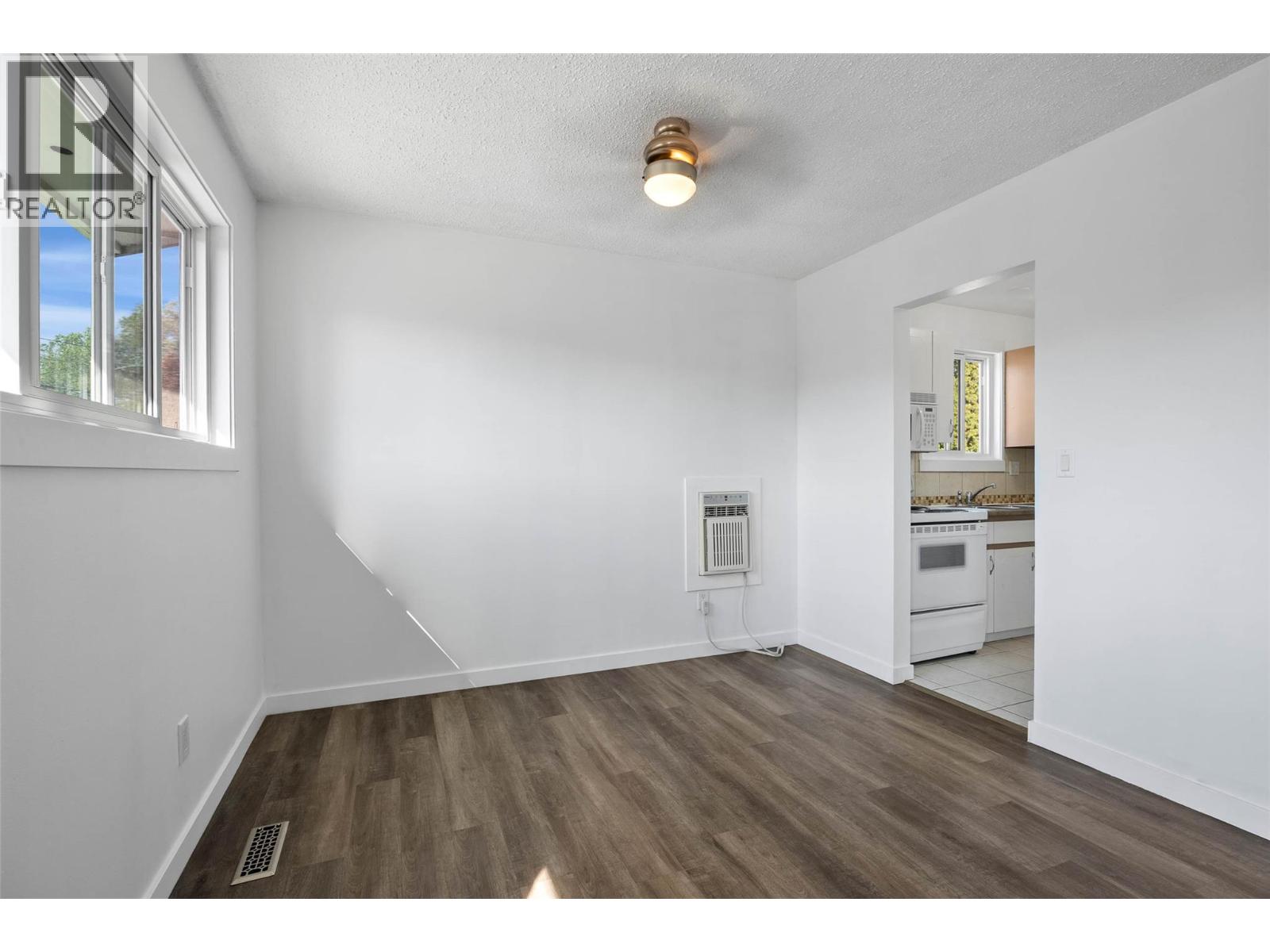 149 Fort Avenue, Kamloops, British Columbia  V2B 1H2 - Photo 6 - 10364034