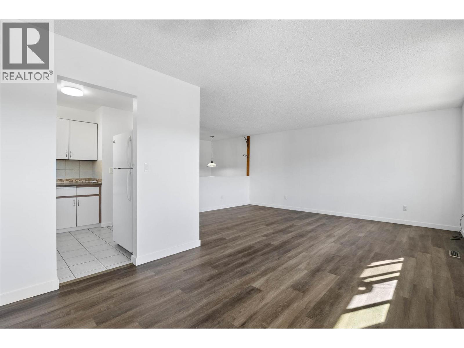 149 Fort Avenue, Kamloops, British Columbia  V2B 1H2 - Photo 8 - 10364034