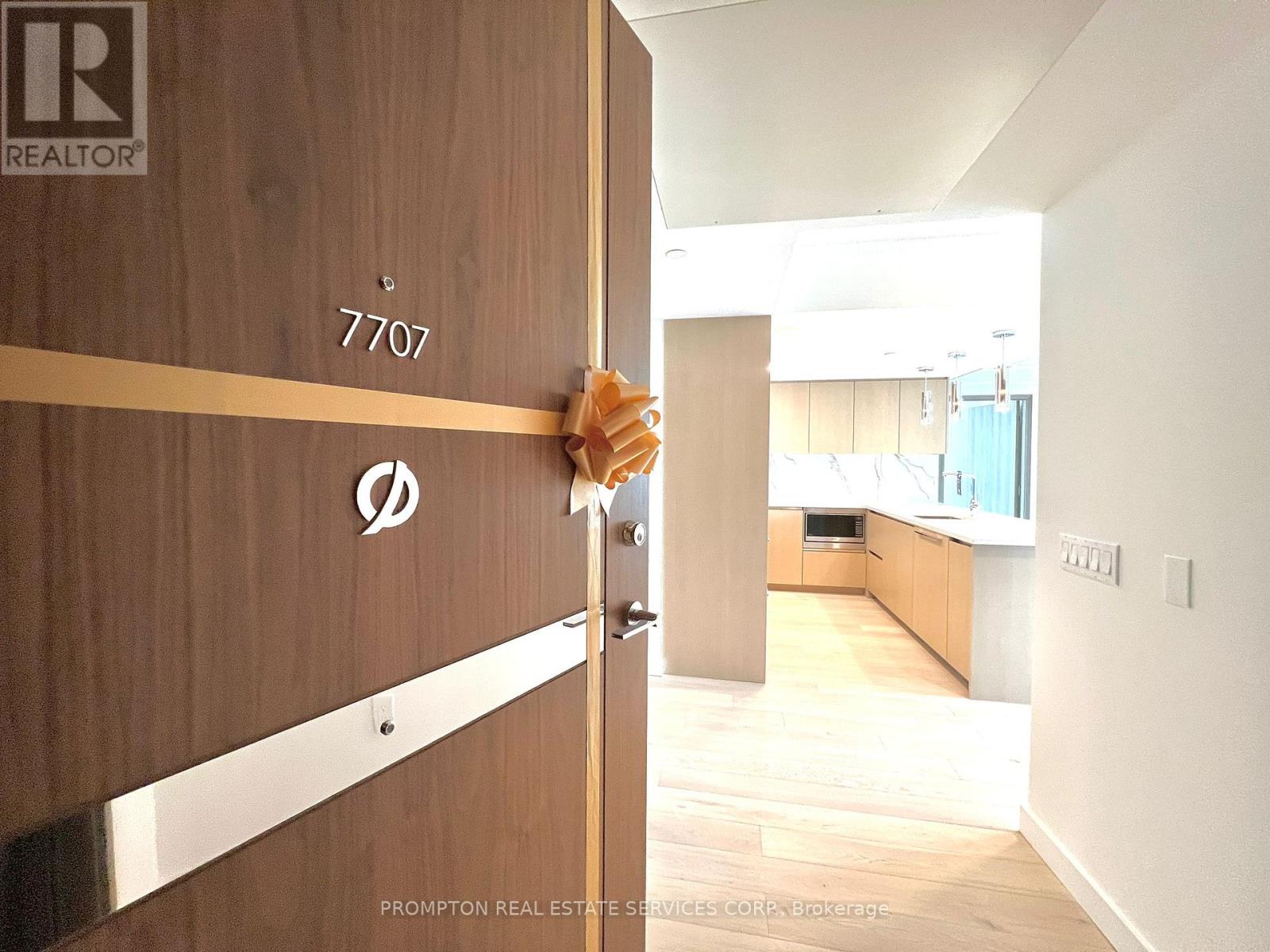 7707 - 3 CONCORD CITYPLACE WAY, Toronto, Ontario
