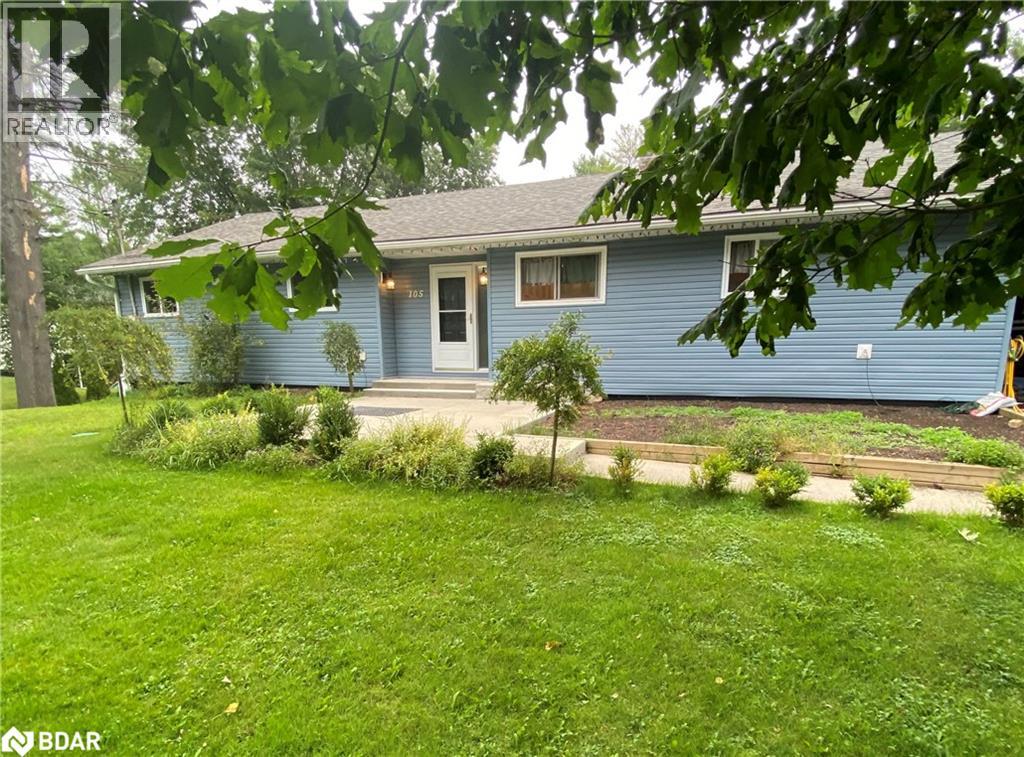 105 Frederick Street, Bracebridge, Ontario  P1L 0A1 - Photo 1 - 40773831