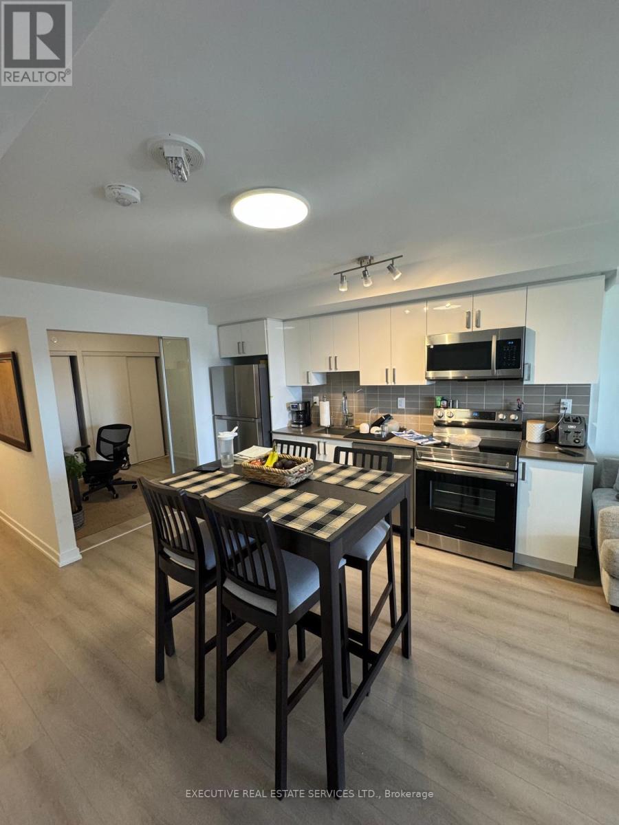 402 - 1435 Celebration Drive, Pickering, Ontario  L1W 0C4 - Photo 12 - E12427823