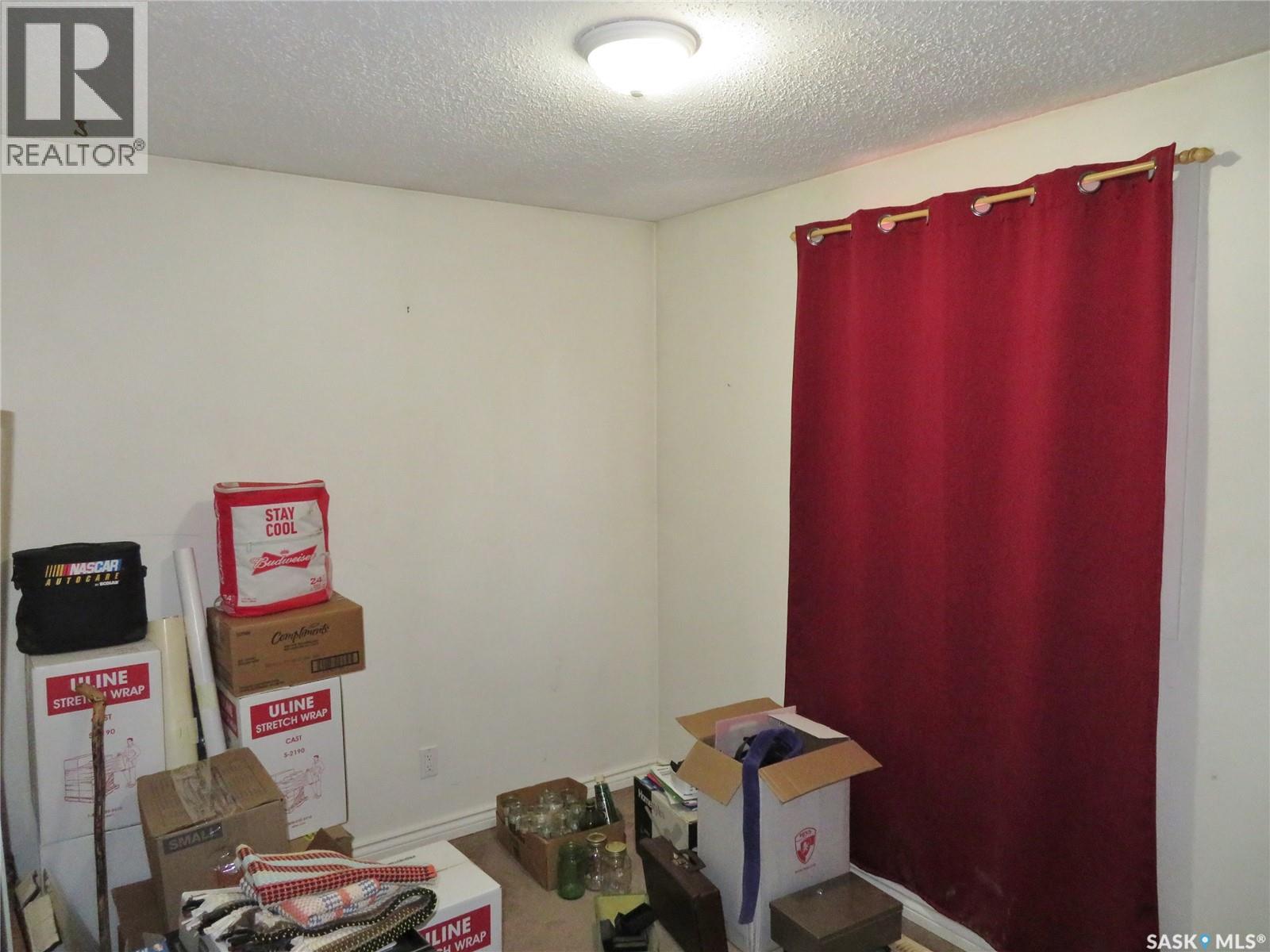 933 Macklem Drive, Saskatoon, Saskatchewan  S7L 4R7 - Photo 7 - SK018397