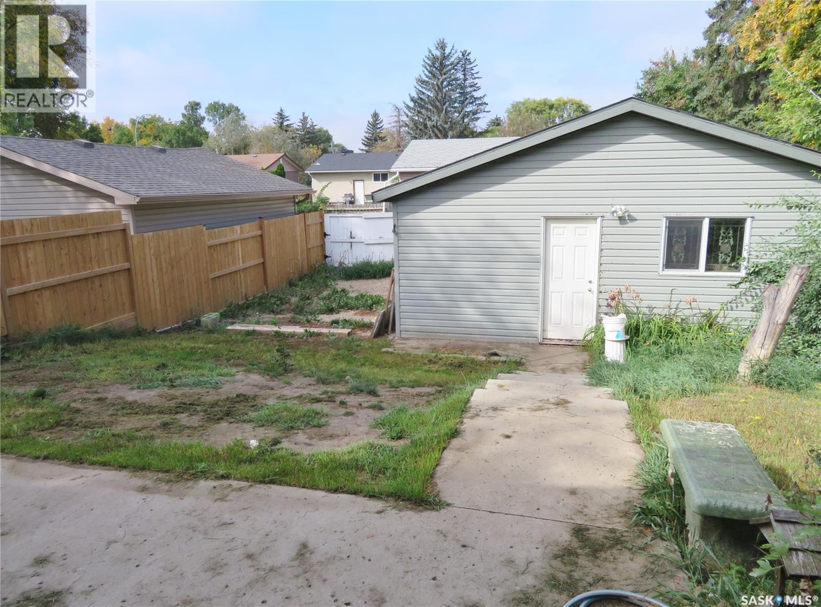 933 Macklem Drive, Saskatoon, Saskatchewan  S7L 4R7 - Photo 15 - SK018397