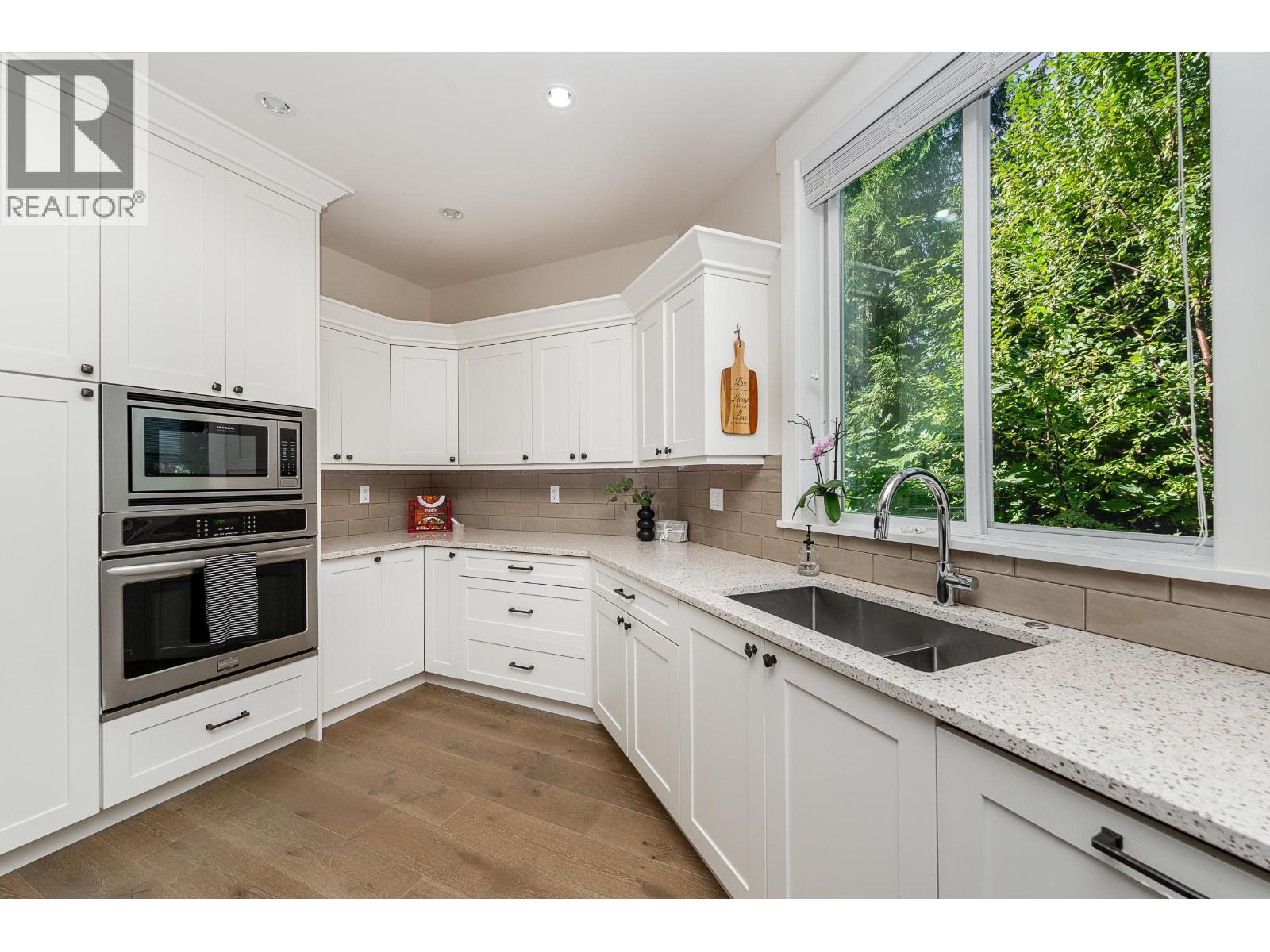 1238 Rocklin Street, Coquitlam, British Columbia  V3B 2W7 - Photo 9 - R3052394