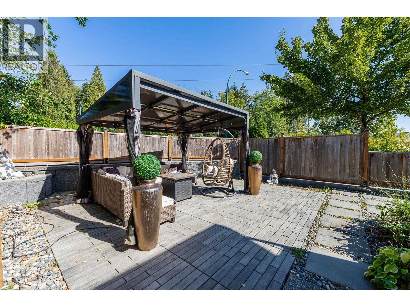 1238 Rocklin Street, Coquitlam, British Columbia  V3B 2W7 - Photo 33 - R3052394