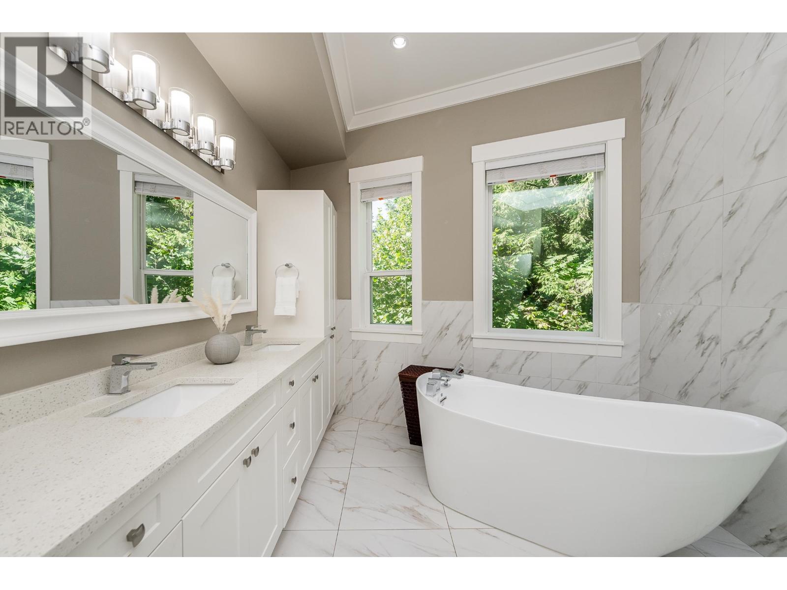 1238 Rocklin Street, Coquitlam, British Columbia  V3B 2W7 - Photo 13 - R3052394