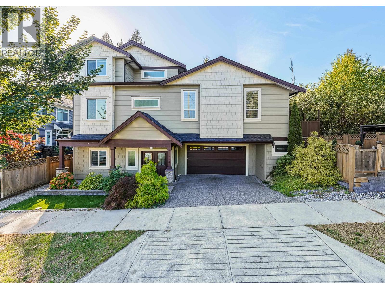 1238 Rocklin Street, Coquitlam, British Columbia  V3B 2W7 - Photo 2 - R3052394