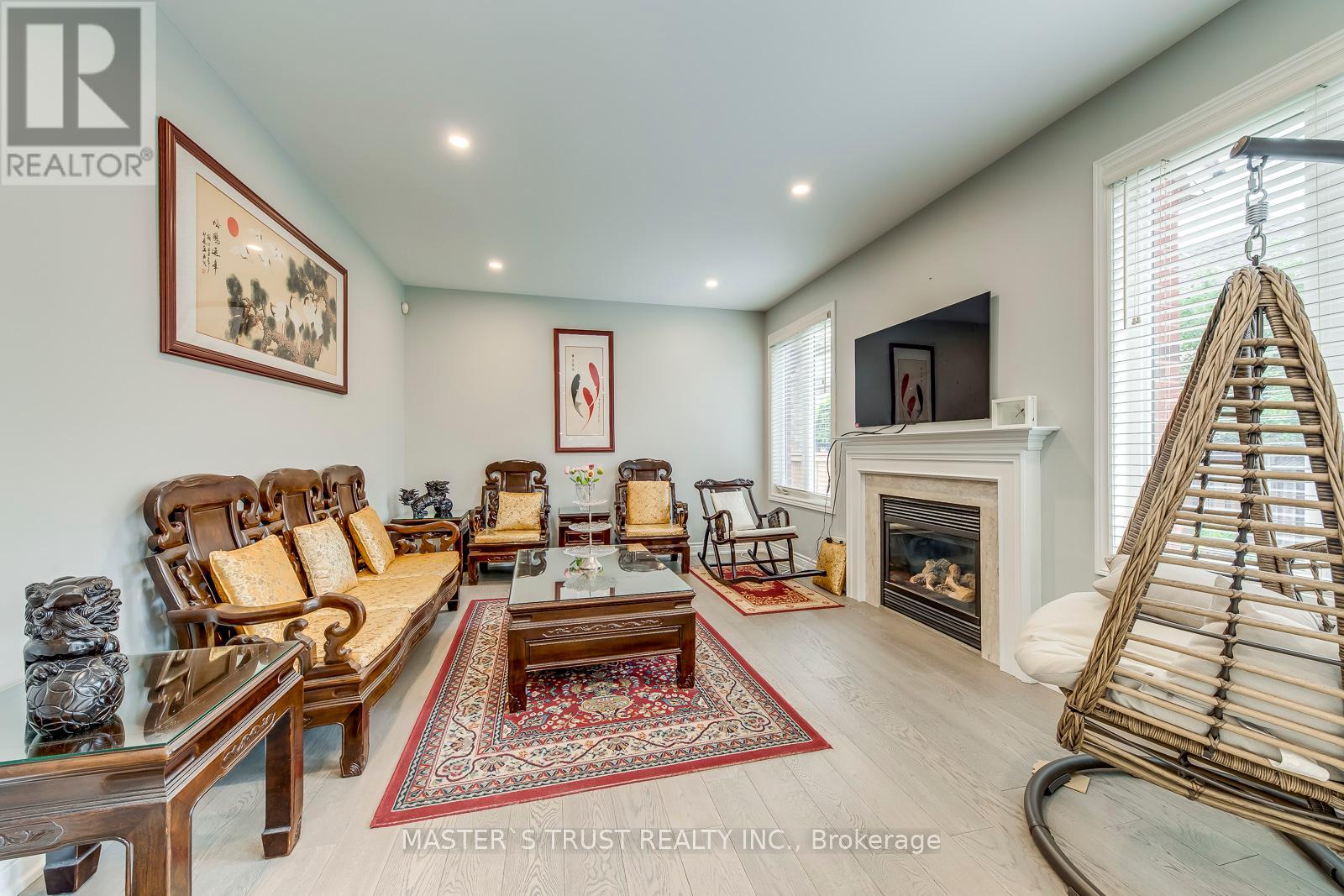 2401 Aztec Gate, Oakville, Ontario  L6M 4X3 - Photo 12 - W12427822