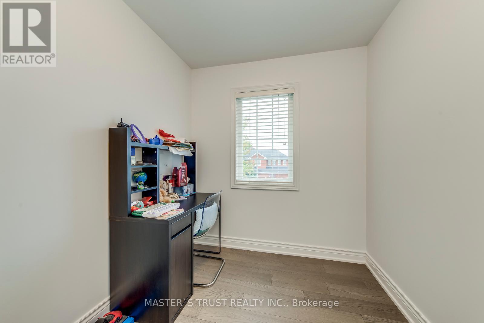 2401 Aztec Gate, Oakville, Ontario  L6M 4X3 - Photo 29 - W12427822