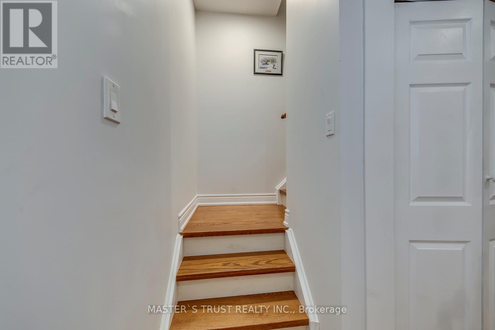 2401 Aztec Gate, Oakville, Ontario  L6M 4X3 - Photo 38 - W12427822