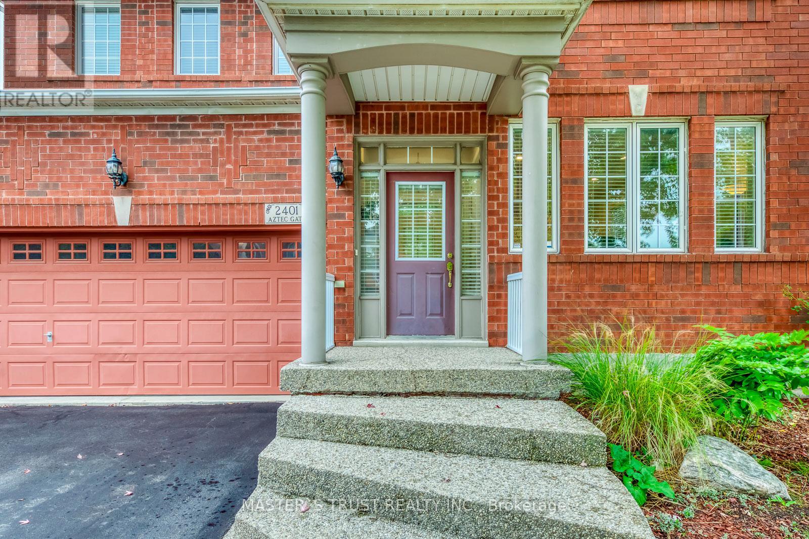 2401 Aztec Gate, Oakville, Ontario  L6M 4X3 - Photo 4 - W12427822