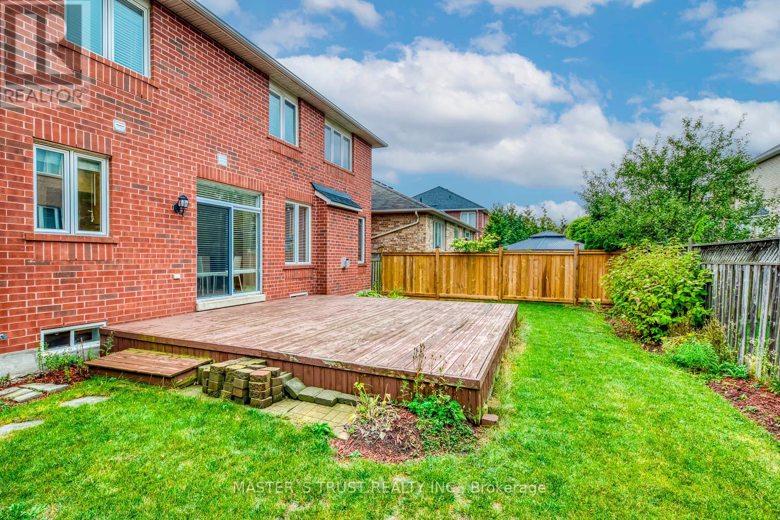 2401 Aztec Gate, Oakville, Ontario  L6M 4X3 - Photo 42 - W12427822