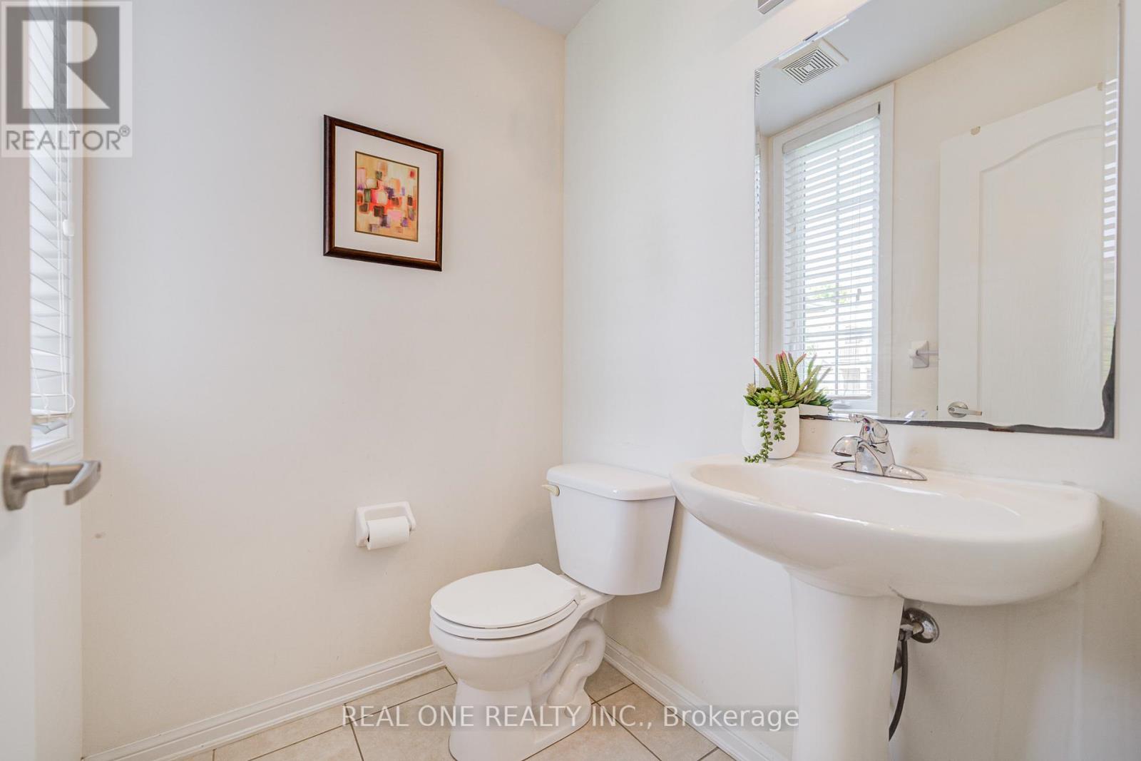 23 Cranston Street, Hamilton, Ontario  L9K 0E3 - Photo 14 - X12427824