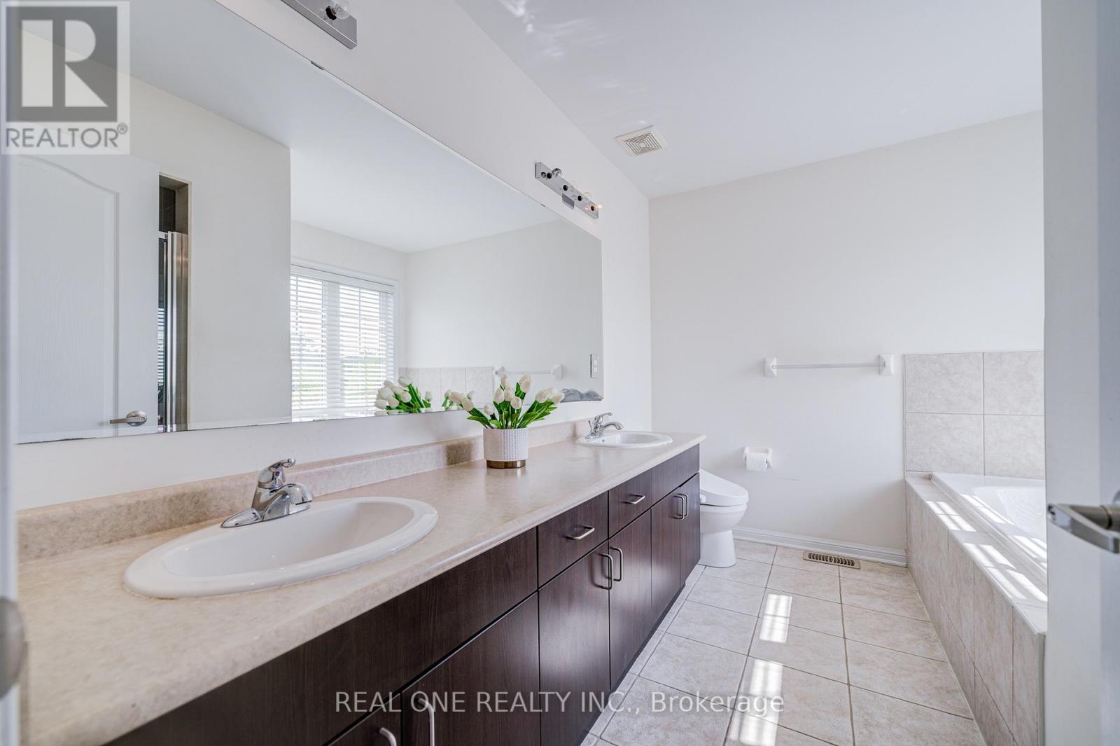 23 Cranston Street, Hamilton, Ontario  L9K 0E3 - Photo 18 - X12427824