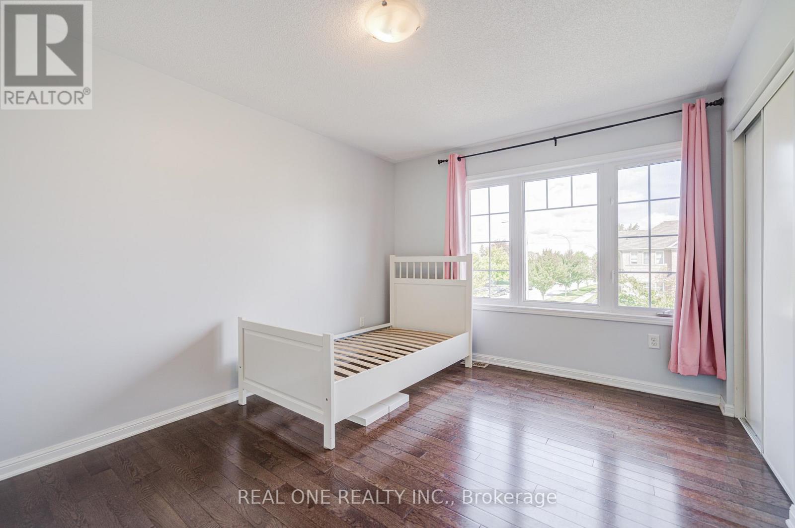 23 Cranston Street, Hamilton, Ontario  L9K 0E3 - Photo 20 - X12427824