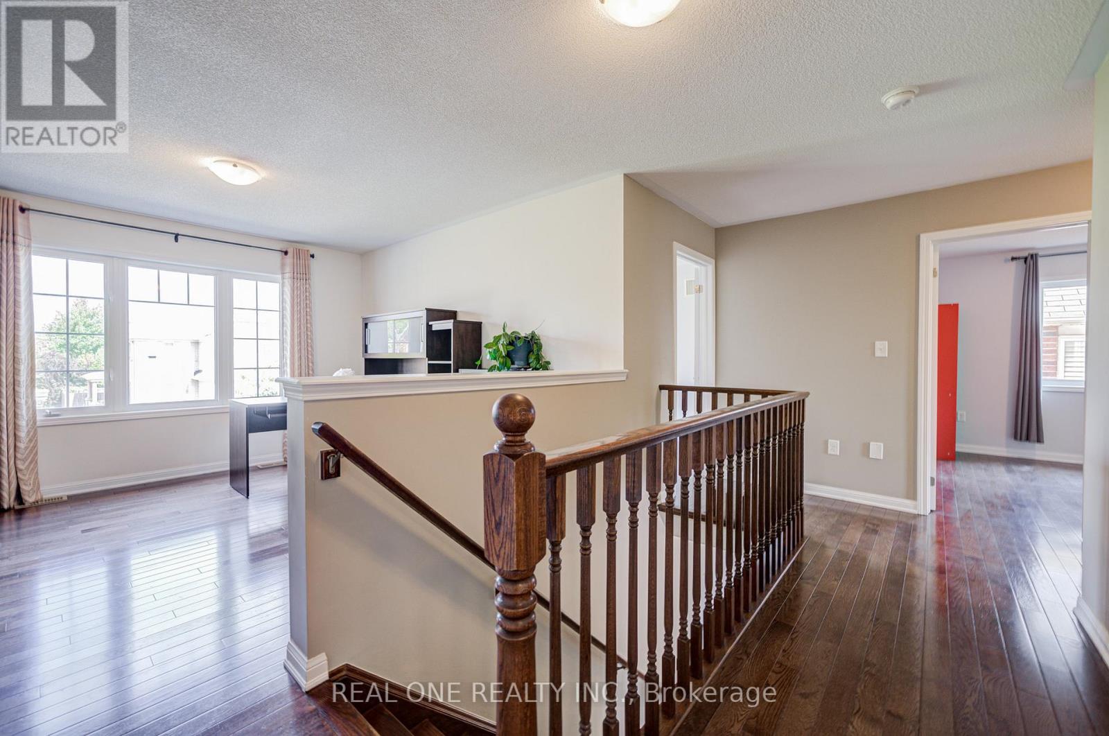 23 Cranston Street, Hamilton, Ontario  L9K 0E3 - Photo 26 - X12427824