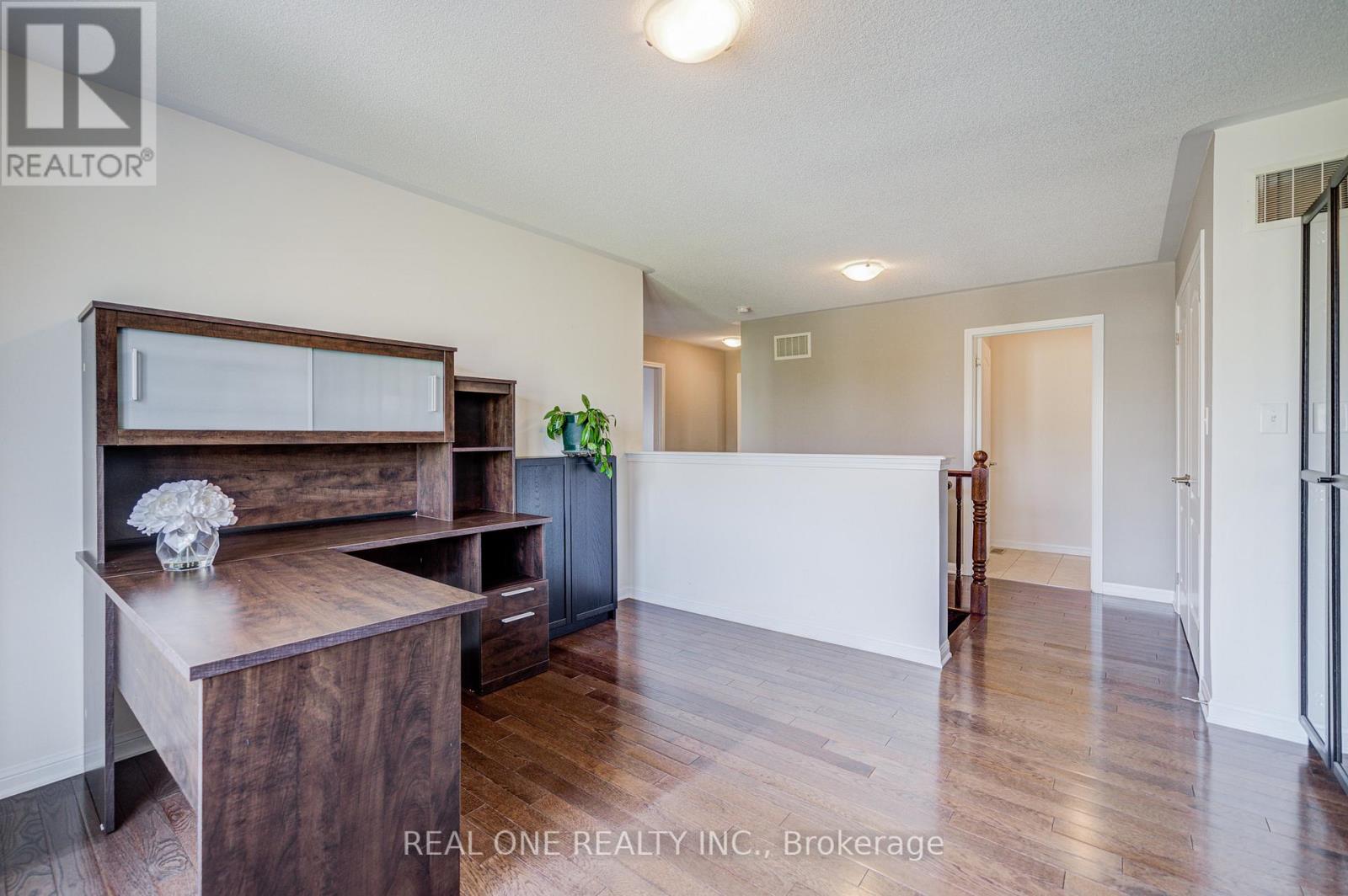 23 Cranston Street, Hamilton, Ontario  L9K 0E3 - Photo 28 - X12427824