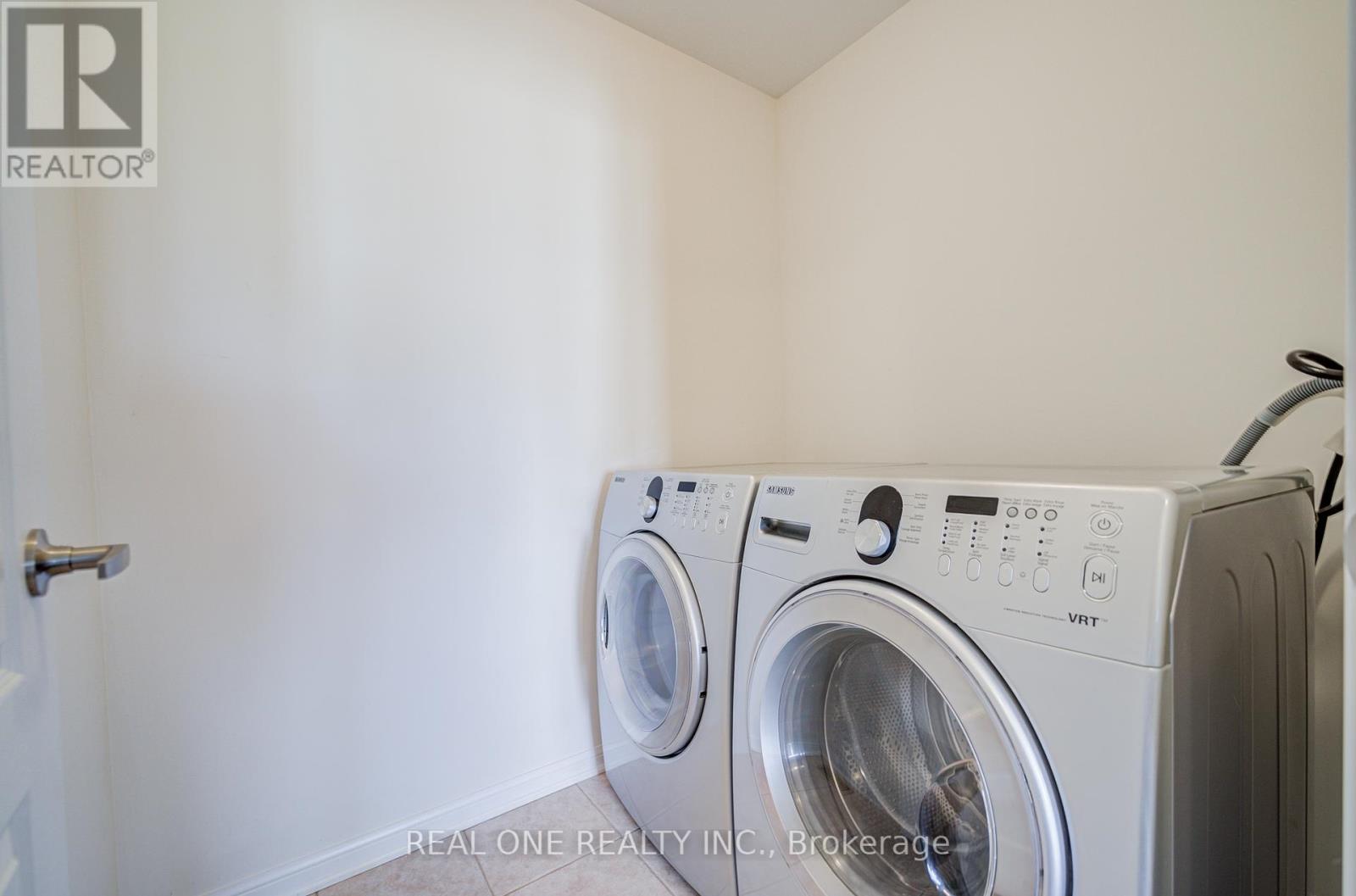23 Cranston Street, Hamilton, Ontario  L9K 0E3 - Photo 30 - X12427824