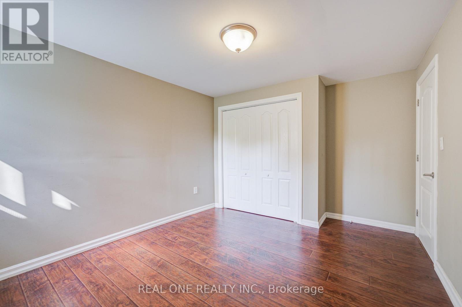 23 Cranston Street, Hamilton, Ontario  L9K 0E3 - Photo 37 - X12427824