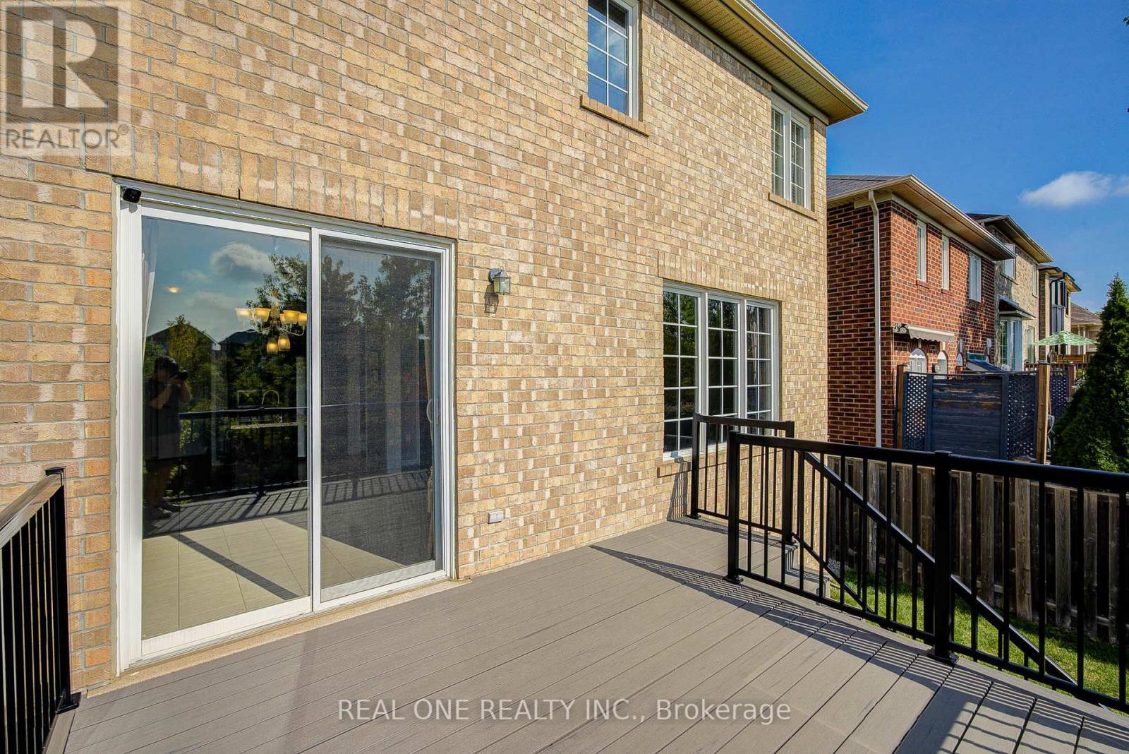 23 Cranston Street, Hamilton, Ontario  L9K 0E3 - Photo 43 - X12427824
