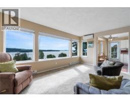 18 100 Gifford Rd THE LOOKOUT