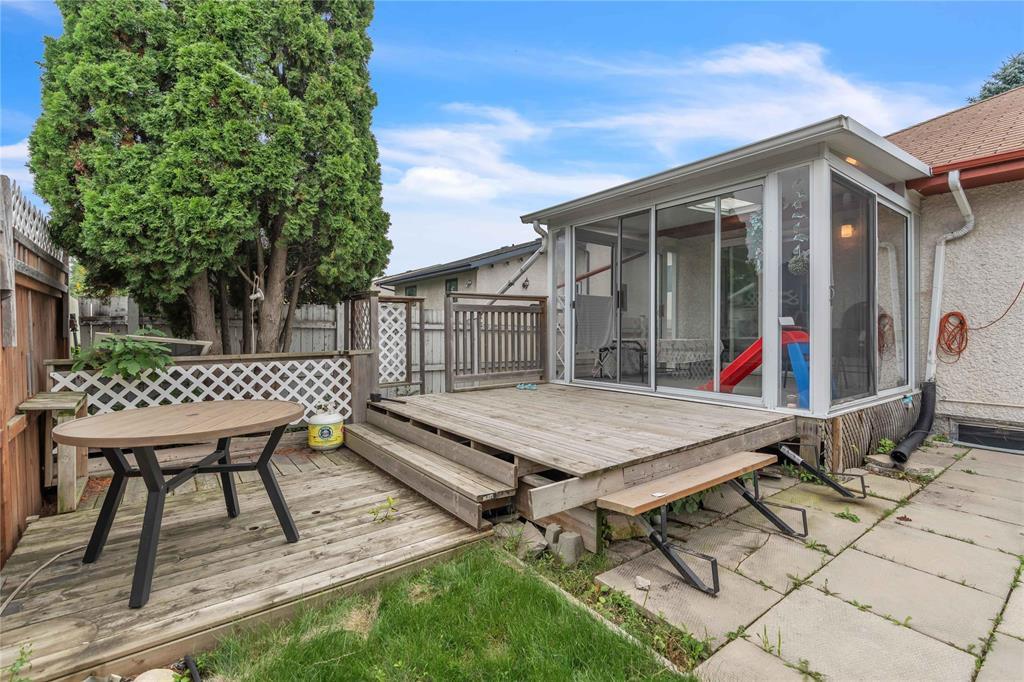 19 Scarfe Street, Winnipeg, Manitoba  R2P 1V2 - Photo 34 - 202525198