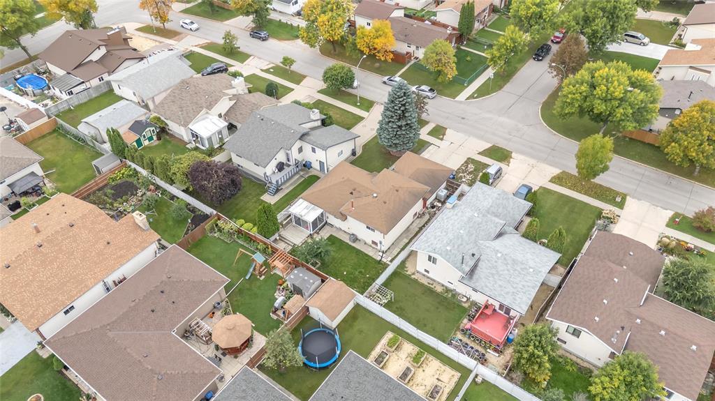 19 Scarfe Street, Winnipeg, Manitoba  R2P 1V2 - Photo 42 - 202525198