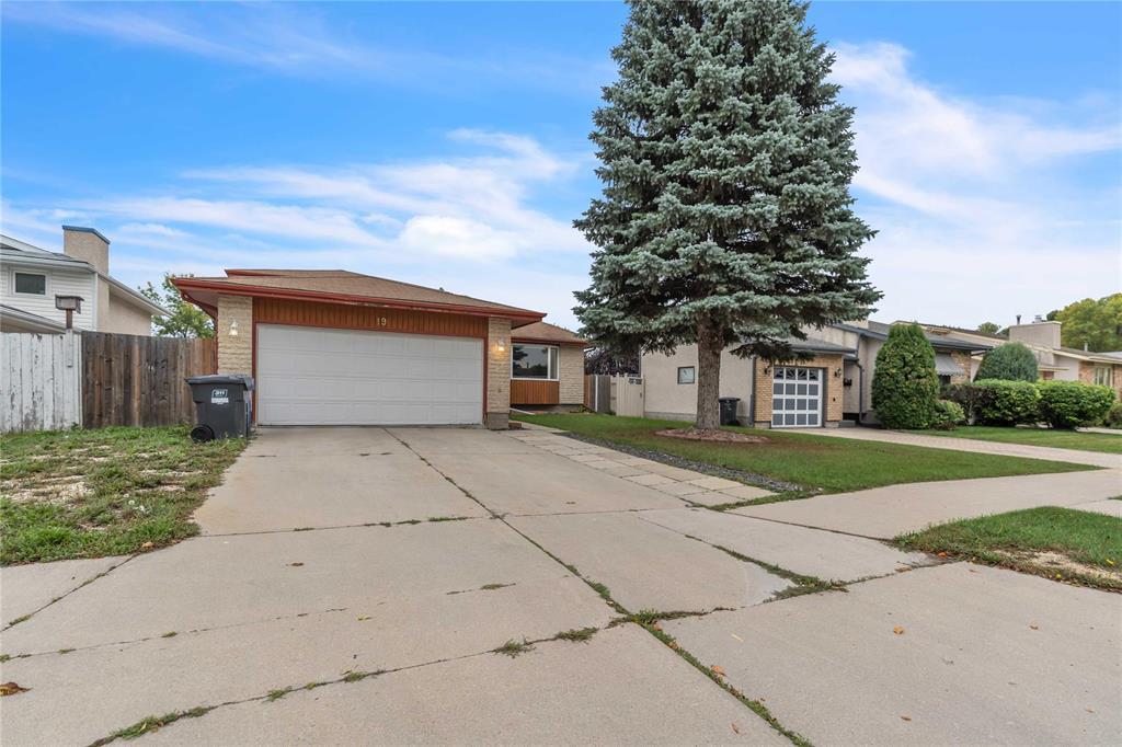19 Scarfe Street, Winnipeg, Manitoba  R2P 1V2 - Photo 5 - 202525198