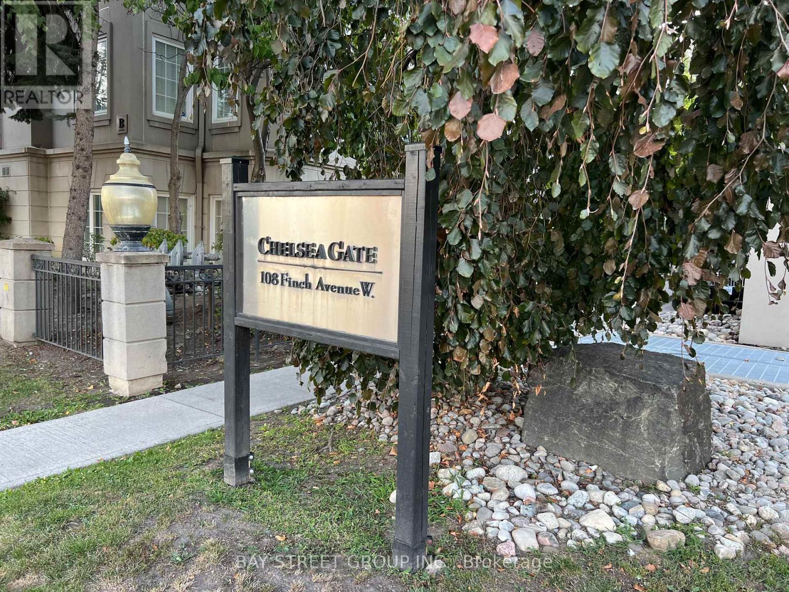 C1 - 108 Finch Avenue W, Toronto, Ontario  M2N 2H7 - Photo 2 - C12427844