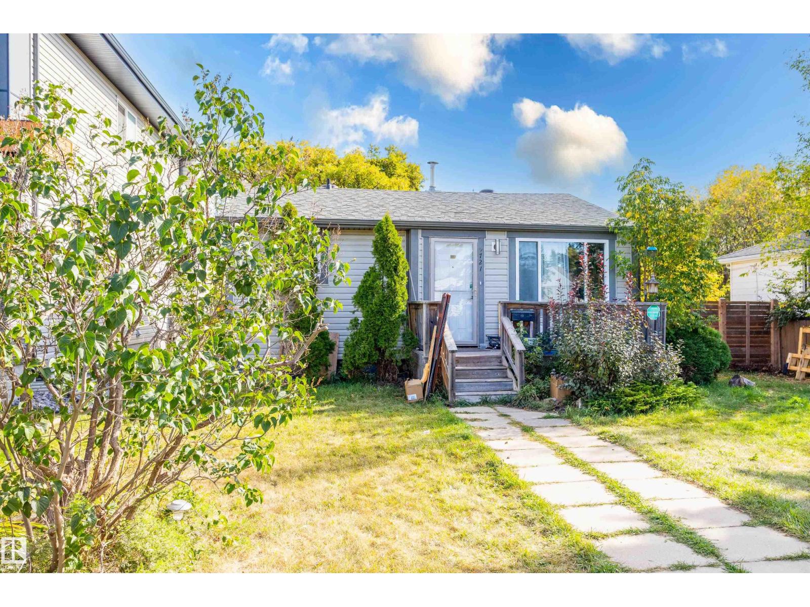 9727 161 St Nw, Edmonton, Alberta  T5P 3H3 - Photo 3 - E4459585